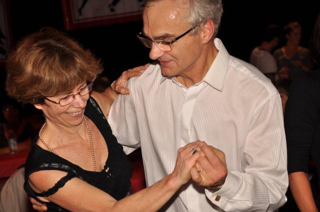 min 2010 11 13 fous swing 194